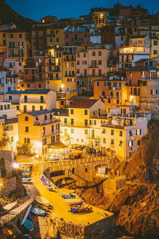 Famaus 旅行 Manarola 在暮光之城意大利拉斯佩齐亚五渔村（五渔村-联合国教科文组织世界遗产）